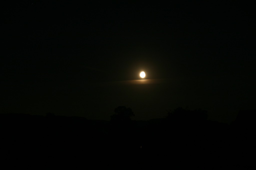 Mond über den Baumbergen